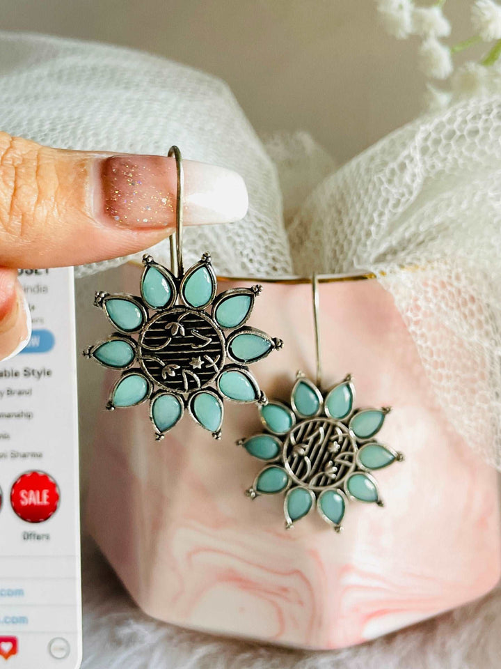 Blue Stone Thread Flowers - Desi Closet