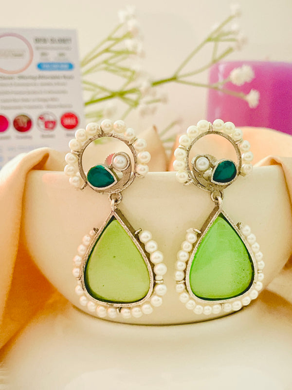 Pearl Eyed Mint Green Stone Peacock