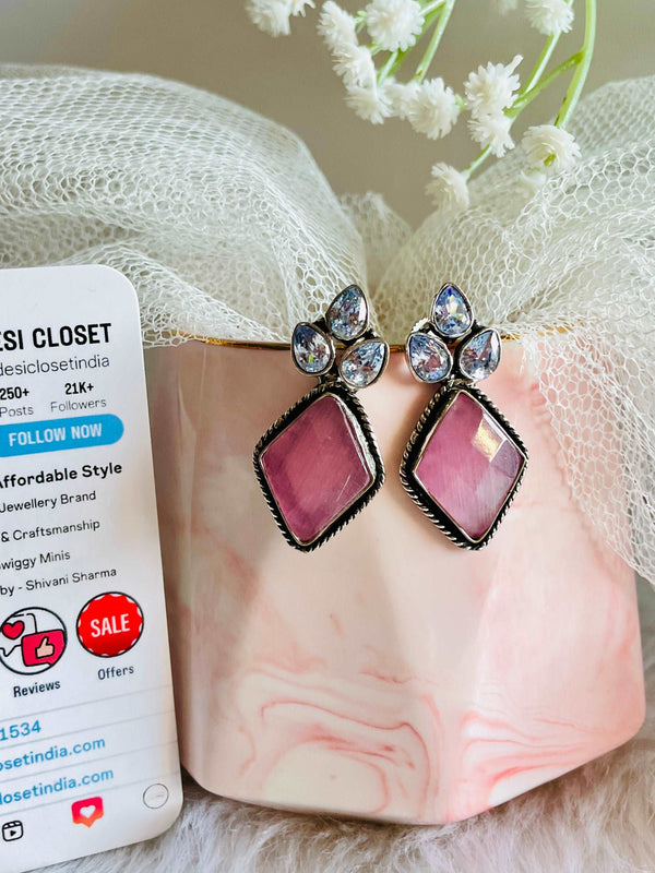 Baby Pink Leaf Kinari Stone Studs - Desi Closet