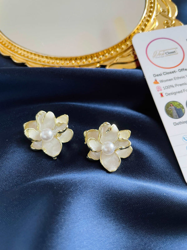 Autumn Flower Studs - Desi Closet