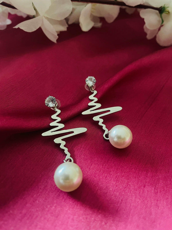 Heartbeat Silver Earrings - Desi Closet