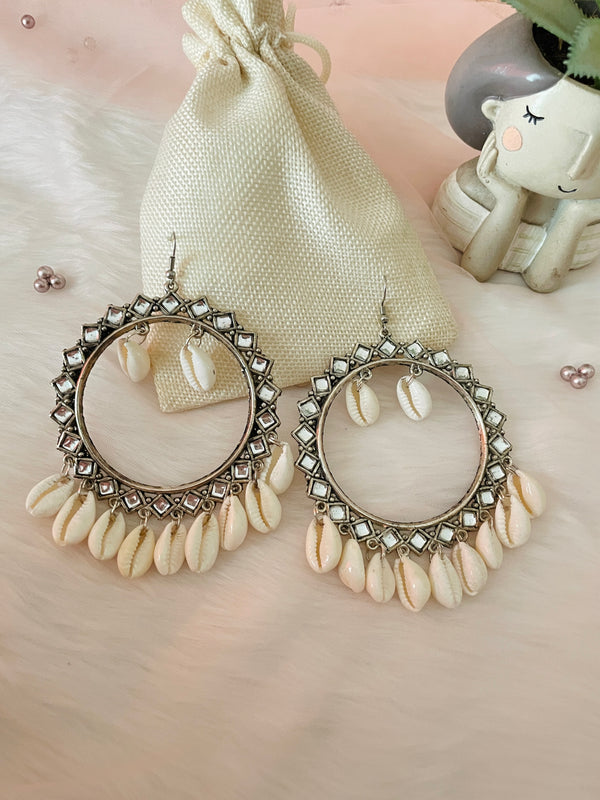 Shell Large Chandbali - Desi Closet