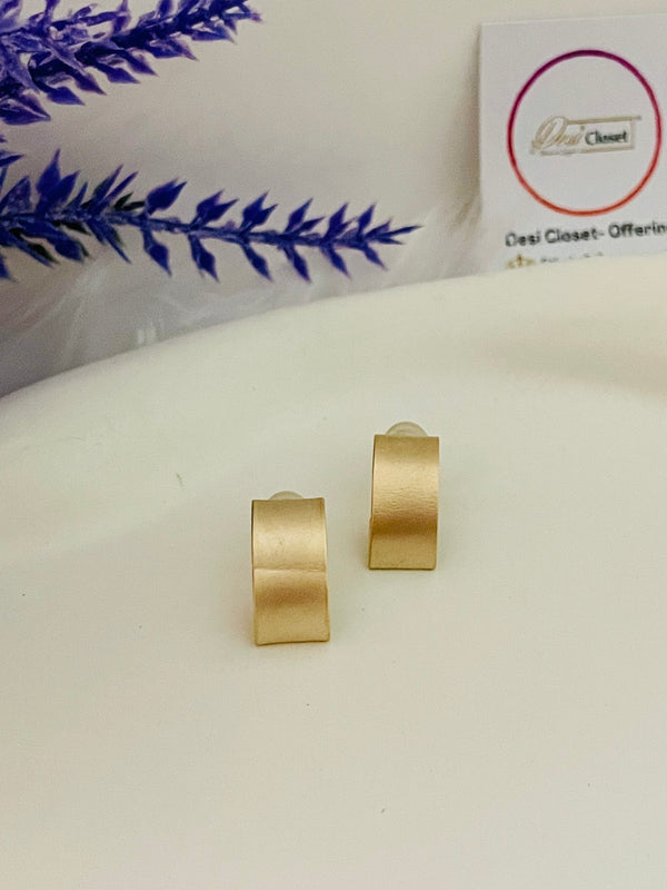 Gold Matte Lifted Studs