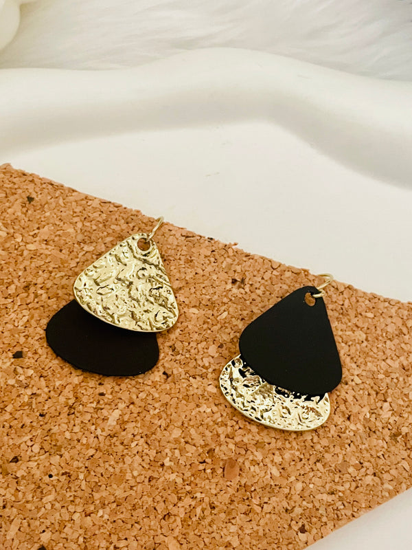 Reverse Black & Gold Petal Drops