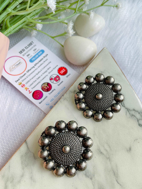 Antique Buttons - Desi Closet