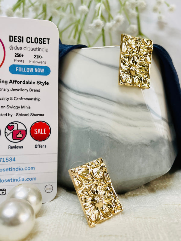 Self Design Floral Gold Studs