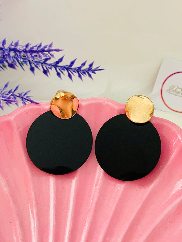 Twisty Black and Gold Full Round Studs