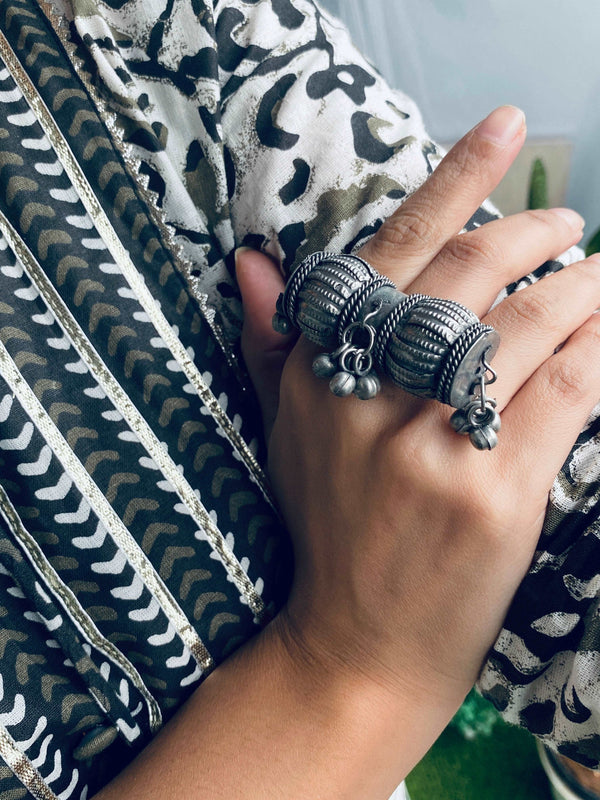 Ghungaroo Dhol Ring - Desi Closet