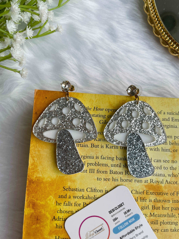 Acrylic Magic Mushrooms - Desi Closet