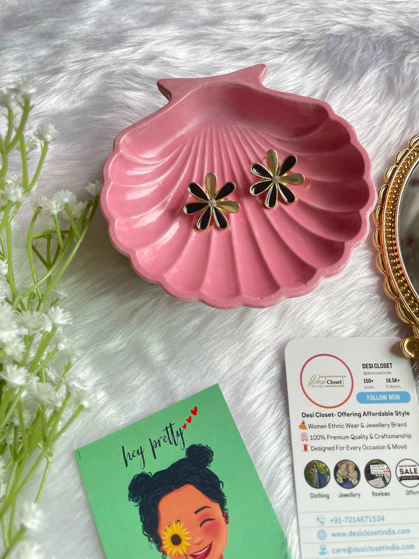 Flower Blossom Studs - Desi Closet