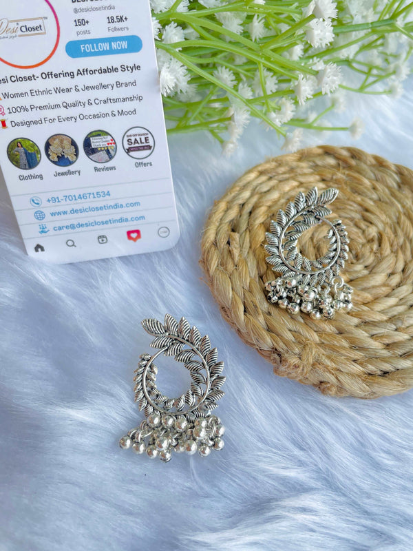 6 Leaf Studs - Desi Closet