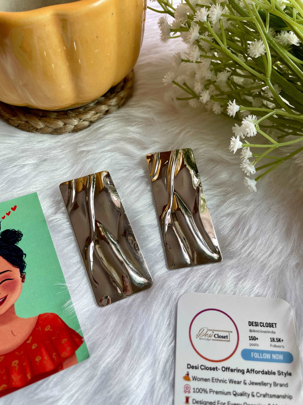 Classic Metallic Earrings - Desi Closet