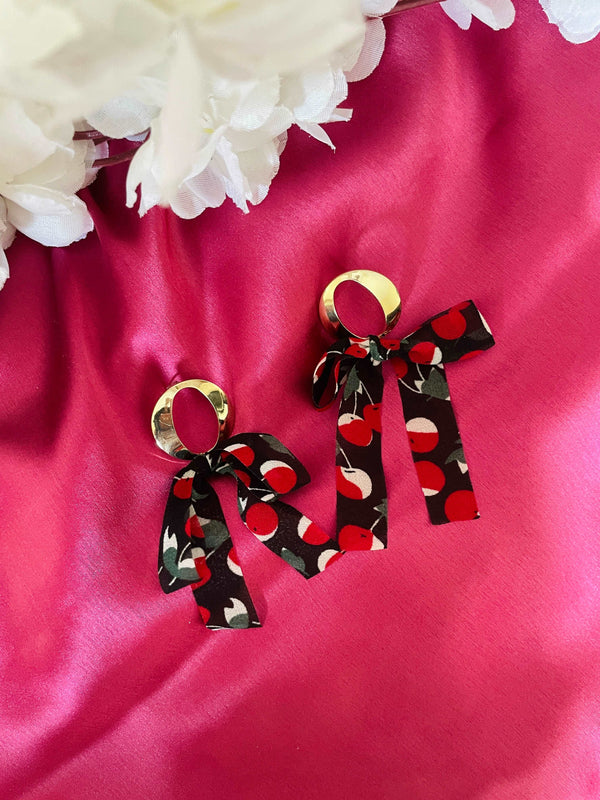 Gold Fabric Bow - Desi Closet