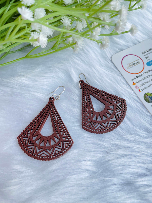 Light Coffee Wood Pendulums - Desi Closet