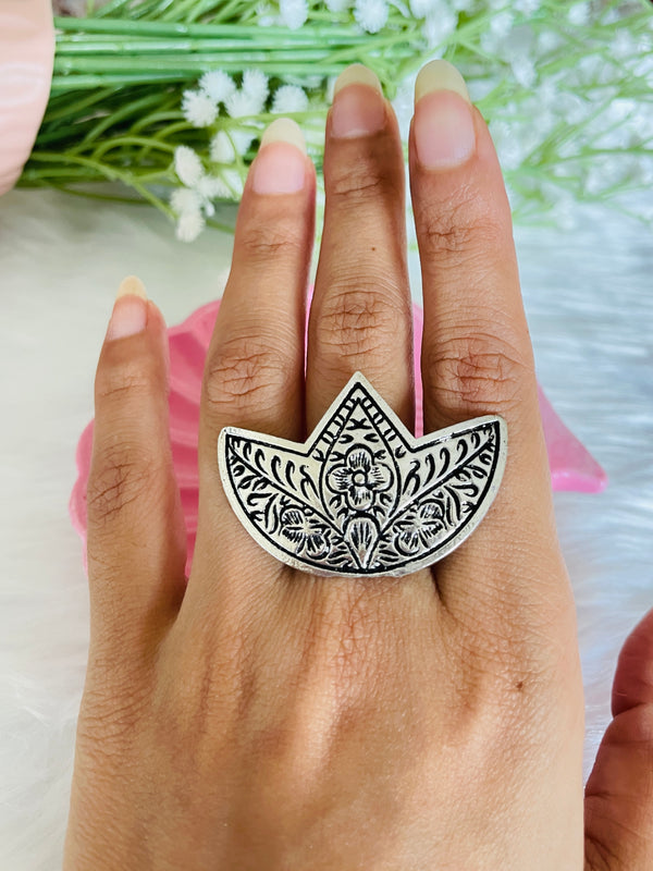 Leaf Ring Adjustable - Desi Closet