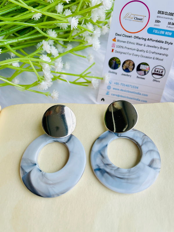 Weightless Acrylic Grey Drop - Desi Closet