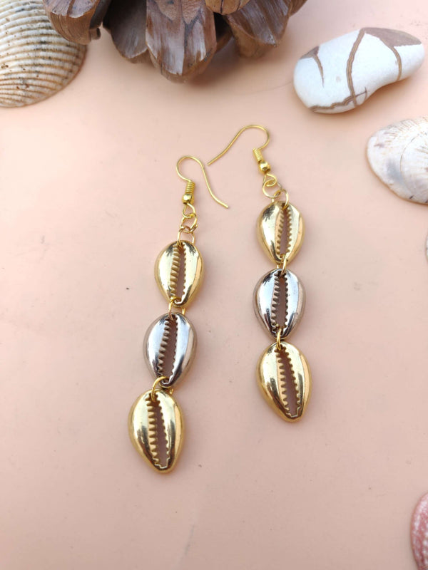 Double Shell Hangings - Desi Closet