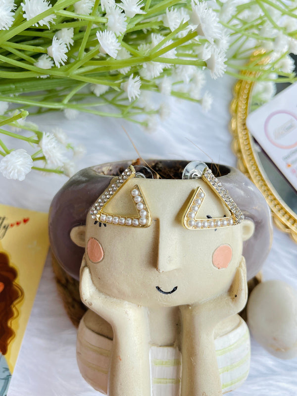 Stone Pearl Pyramids - Desi Closet