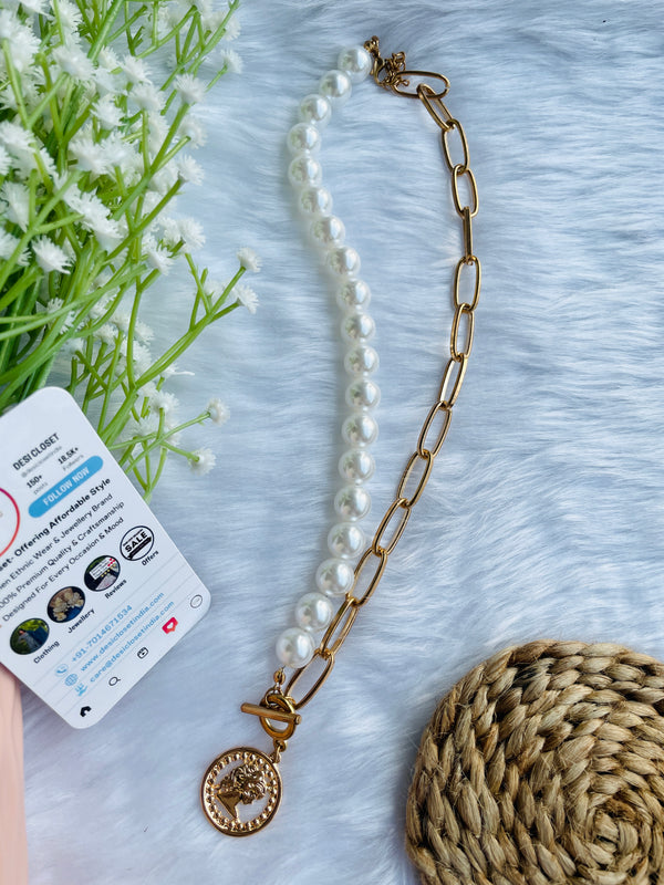 Pearl Chain Neckline - Desi Closet