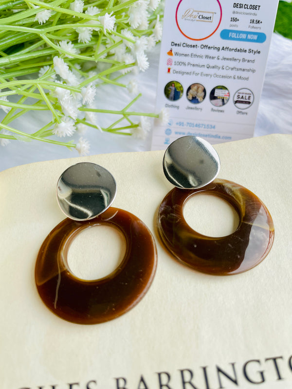 Weightless Acrylic Brown Drop - Desi Closet