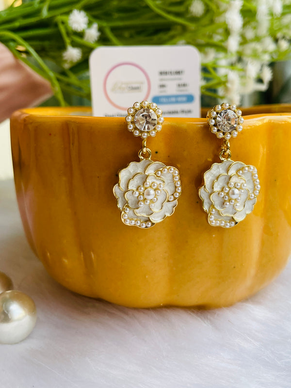 White Autumn Flower - Desi Closet