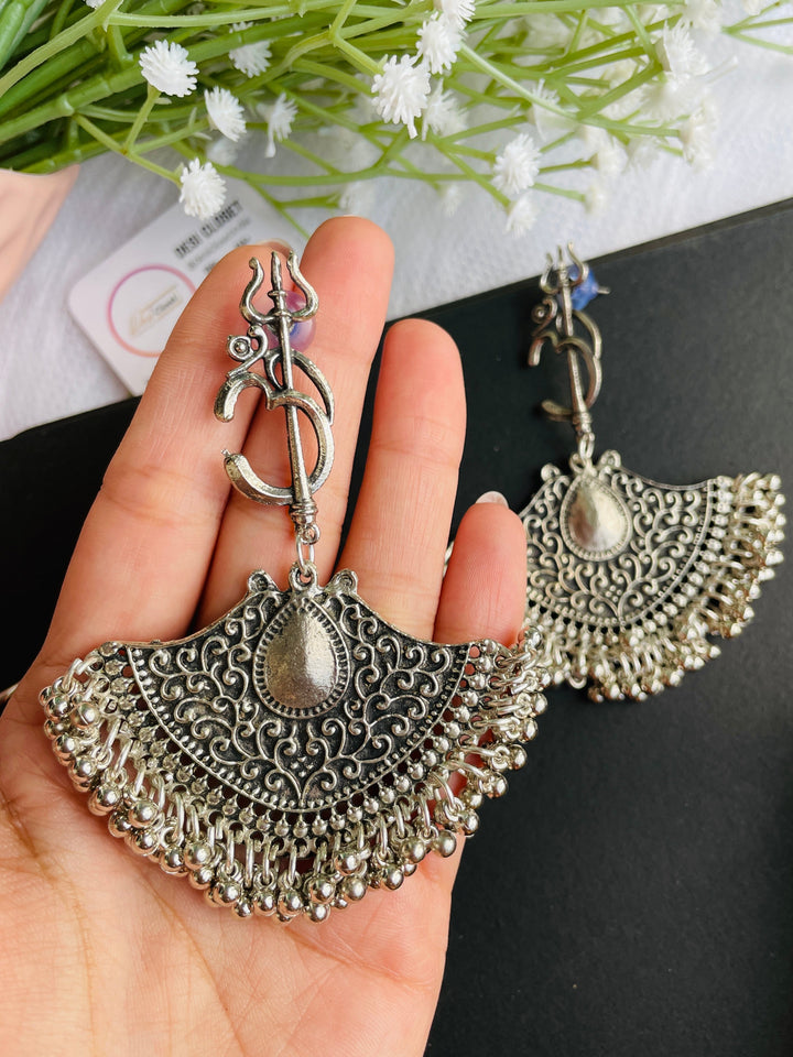 Om Trishul Boat Earrings - Desi Closet