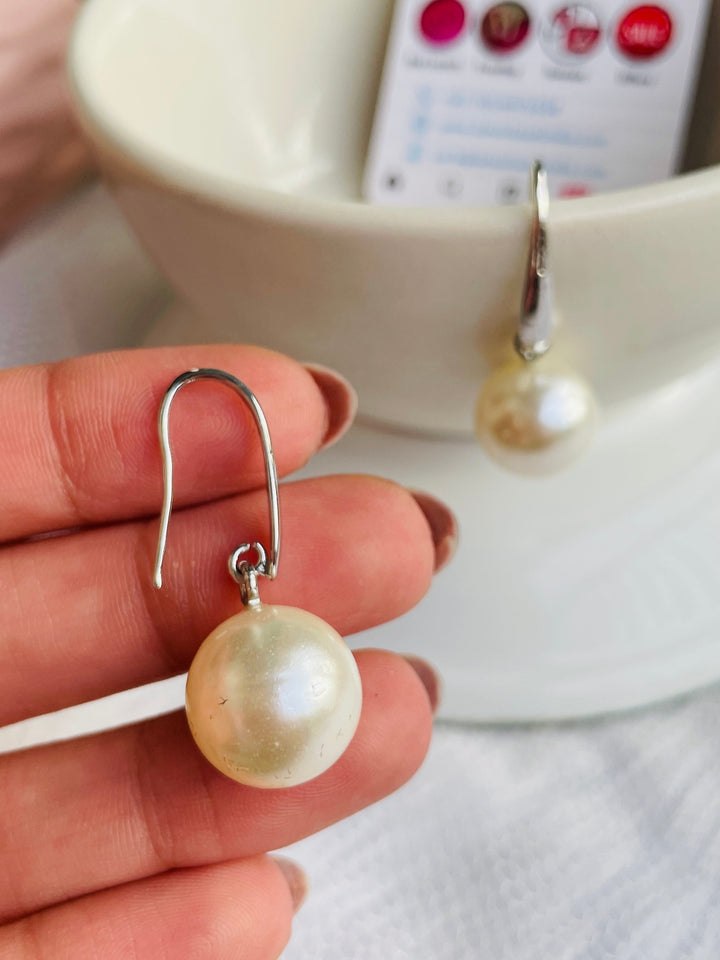 Silver Thread Round Pearls - Desi Closet