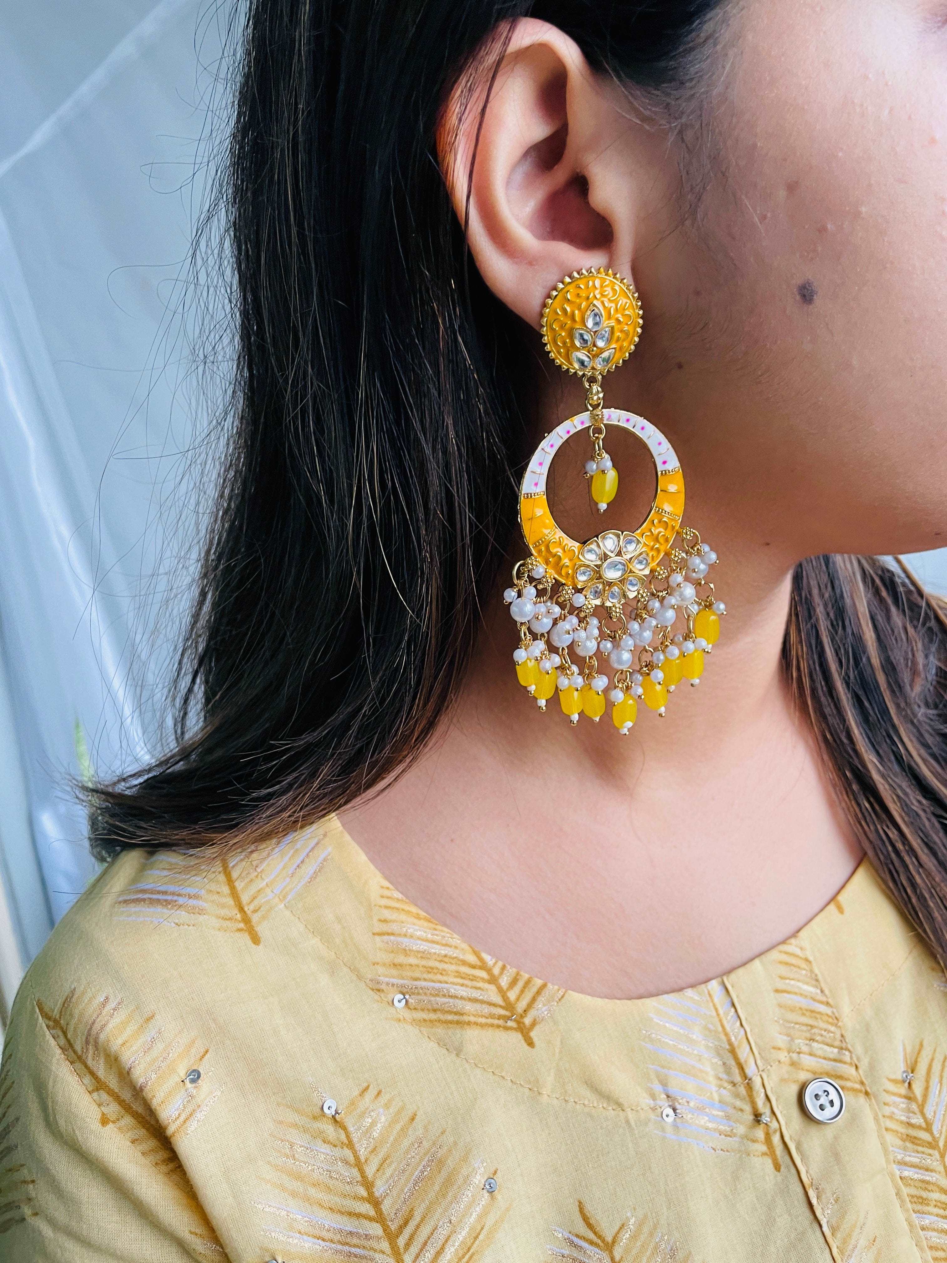 Gold Passion Maang Tikka & Earrings Set