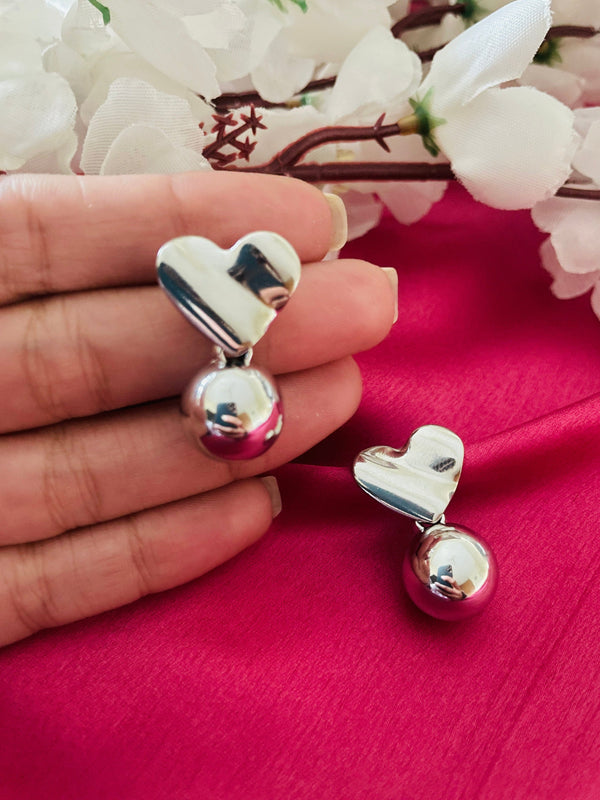 Silver Heart Silver Pearl Earrings - Desi Closet