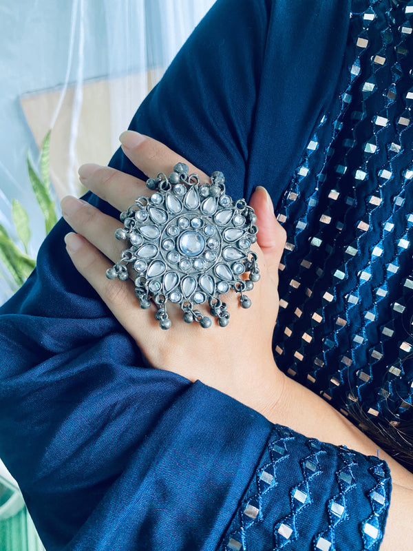 Silver Antique Alloy Ring Large - Desi Closet