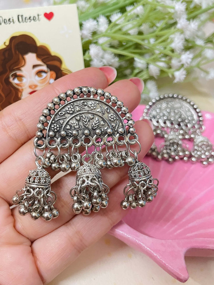 Antique Minimal Half Moon Studs - Desi Closet