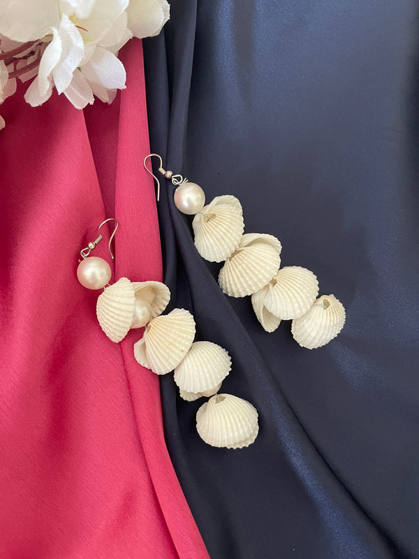 Shell and Pearl Earrings - Desi Closet